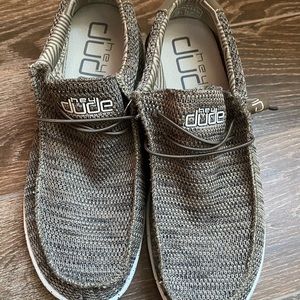 HEY DUDE *BRAND NEW*